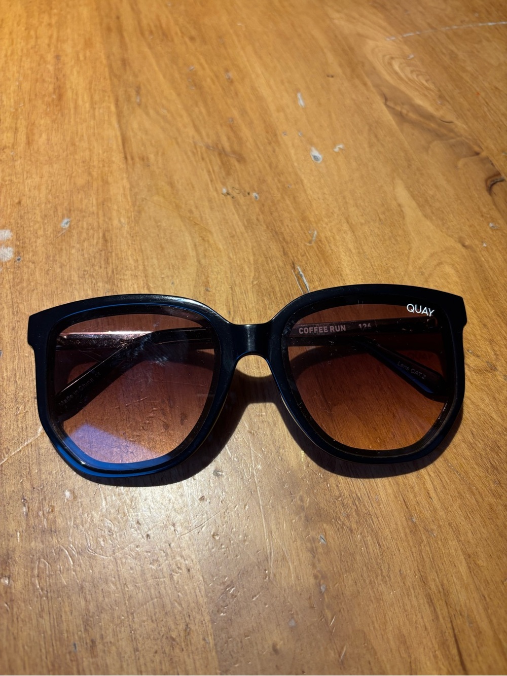 Quay Australia Women's Coffee Run  Sunglasses with Brown Gradient Lenses